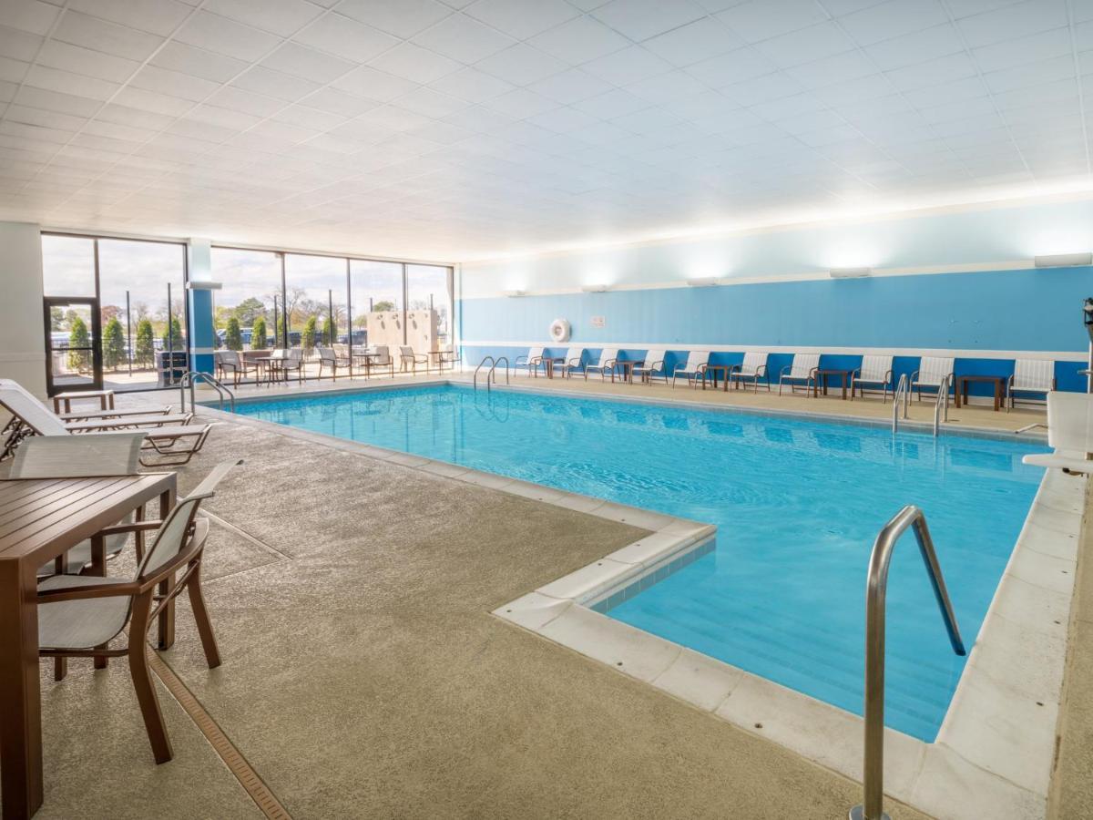 Holiday Inn Chicago O'Hare - Rosemont By Ihg Exterior foto